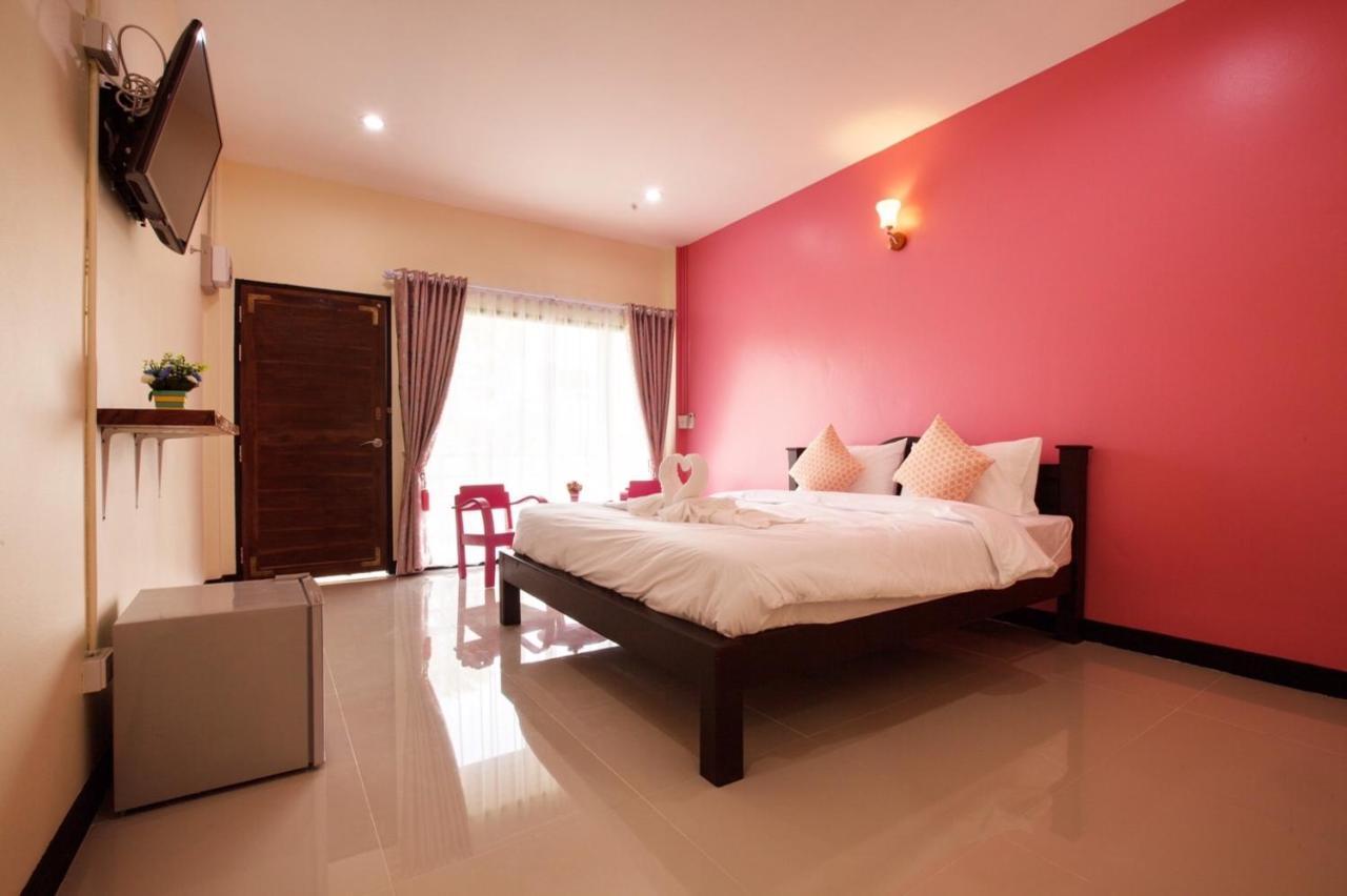 โรงแรมบ้านมะกรูด Baan Ma Grood Hotel Phayao Exterior photo
